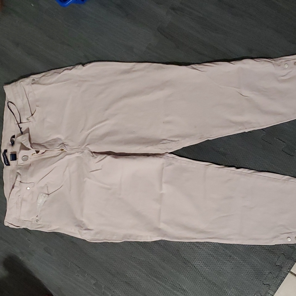 Bandolino crop jean